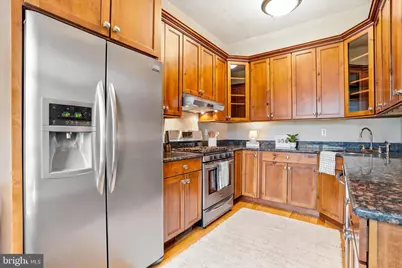 410 S 25th Street, Philadelphia, PA 19146 - Photo 16