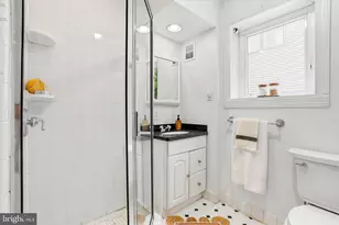 410 S 25th St, Philadelphia, PA 19146 - Photo 34