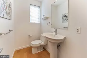211 Brown St, Philadelphia, PA 19123 - Photo 12
