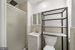 1304 Jackson St, Philadelphia, PA 19148 - Photo 2