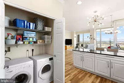901 N Penn Street #R2401, Philadelphia, PA 19123 - Photo 8