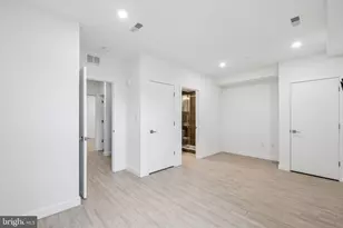 1945 N 7th St, Philadelphia, PA 19122 - Photo 16