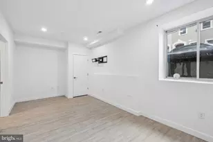 1945 N 7th St, Philadelphia, PA 19122 - Photo 18