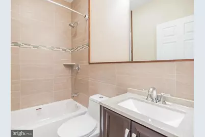 2351 S Marshall Street, Philadelphia, PA 19148 - Photo 10