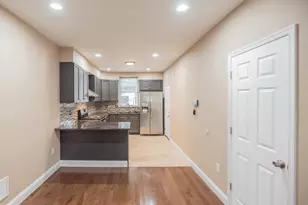 2351 S Marshall St, Philadelphia, PA 19148 - Photo 6