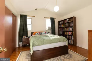910 Mountain St, Philadelphia, PA 19148 - Photo 16