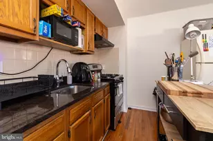 910 Mountain St, Philadelphia, PA 19148 - Photo 14