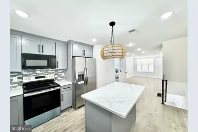 915 Cantrell Street, Philadelphia, PA 19148 - Photo 2