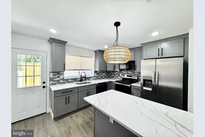 915 Cantrell Street, Philadelphia, PA 19148 - Photo 6