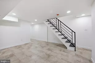 1322 S Lindenwood St, Philadelphia, PA 19143 - Photo 8