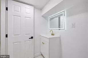 1322 S Lindenwood St, Philadelphia, PA 19143 - Photo 28