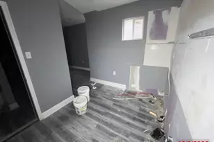 2420 N 33rd St, Philadelphia, PA 19132 - Photo 14
