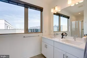 2008 Northbank Pl, Philadelphia, PA 19125 - Photo 6