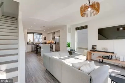 2008 Northbank Place, Philadelphia, PA 19125 - Photo 2