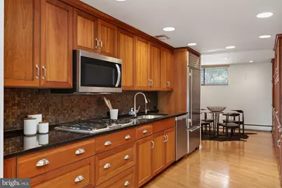 245 S 3rd Street, Philadelphia, PA 19106 - Photo 10