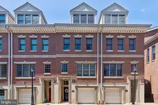 852 Independence Ct, Philadelphia, PA 19147 - Photo 1
