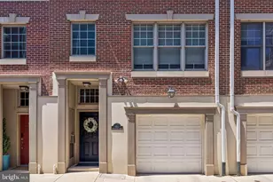 852 Independence Ct, Philadelphia, PA 19147 - Photo 2