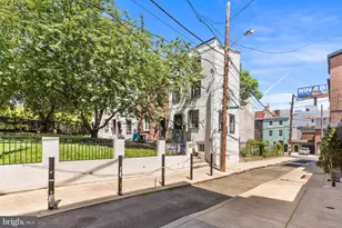 9 Bristow Pl, Philadelphia, PA 19123 - Photo 26