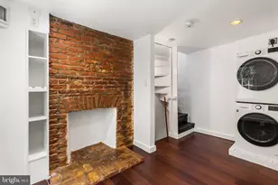 9 Bristow Pl, Philadelphia, PA 19123 - Photo 14