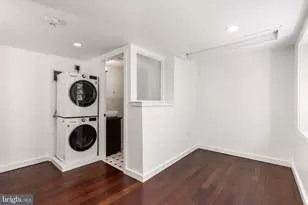 9 Bristow Pl, Philadelphia, PA 19123 - Photo 12