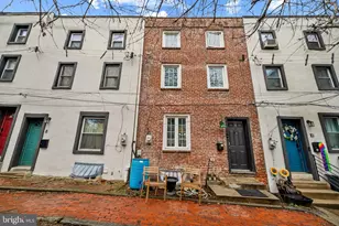 9 Bristow Pl, Philadelphia, PA 19123 - Photo 1