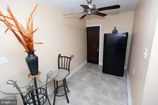 986 E Godfrey Ave, Philadelphia, PA 19124 - Photo 16