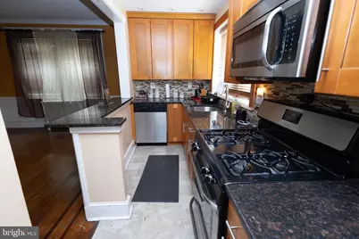 986 E Godfrey Avenue, Philadelphia, PA 19124 - Photo 12