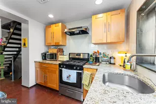 2658 Tulip St, Philadelphia, PA 19125 - Photo 12