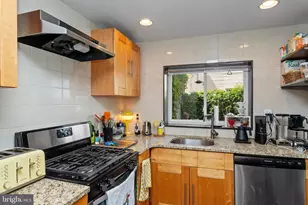 2658 Tulip St, Philadelphia, PA 19125 - Photo 10