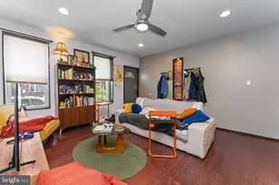 2658 Tulip St, Philadelphia, PA 19125 - Photo 2