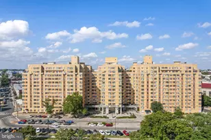 2601 Pennsylvania Ave, Philadelphia, PA 19130 - Photo 2