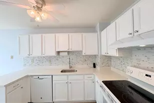 307 Thyme Ln, Philadelphia, PA 19128 - Photo 10