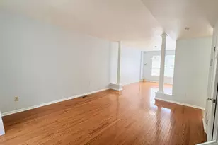 307 Thyme Ln, Philadelphia, PA 19128 - Photo 2