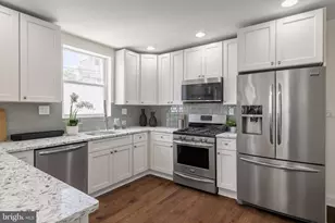 1222 N Myrtlewood St, Philadelphia, PA 19121 - Photo 10