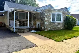 712 Benson St, Philadelphia, PA 19111 - Photo 1