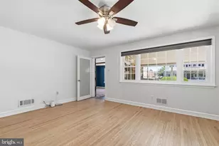 712 Benson St, Philadelphia, PA 19111 - Photo 10