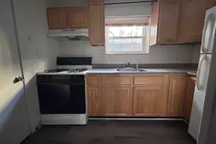 549 Fernon St, Philadelphia, PA 19148 - Photo 4