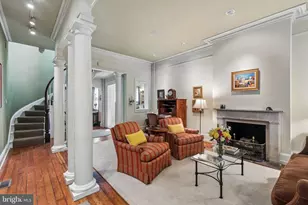 2206 Locust St, Philadelphia, PA 19103 - Photo 4