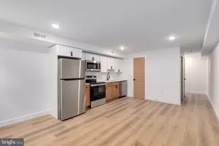 2502 N 10th St, Philadelphia, PA 19133 - Photo 2