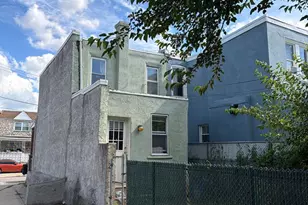 7254 Hegerman St, Philadelphia, PA 19135 - Photo 4