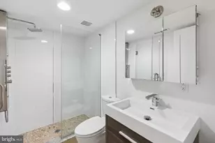 752 S Hicks St, Philadelphia, PA 19146 - Photo 24