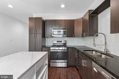 752 S Hicks Street, Philadelphia, PA 19146 - Photo 4
