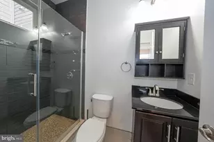 825 N 20th St, Philadelphia, PA 19130 - Photo 14