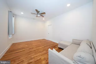 825 N 20th St, Philadelphia, PA 19130 - Photo 10
