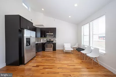 825 N 20th Street #A, Philadelphia, PA 19130 - Photo 2