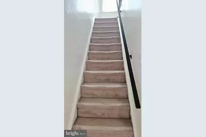 174 W Raymond Street, Philadelphia, PA 19140 - Photo 10