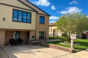 11710 Ferndale St, Philadelphia, PA 19116 - Photo 2