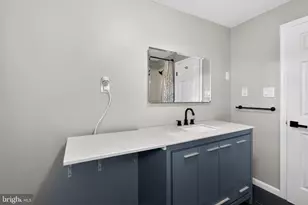 2448 Amber St, Philadelphia, PA 19125 - Photo 28