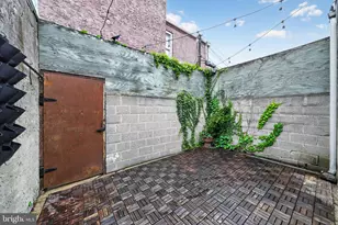 2448 Amber St, Philadelphia, PA 19125 - Photo 18