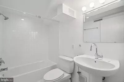 915 Bainbridge Street #205, Philadelphia, PA 19147 - Photo 10